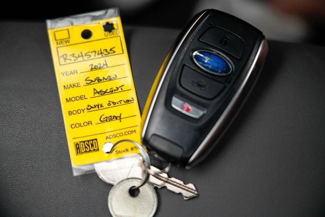 Used 2024 Subaru Ascent Onyx Edition AWD/4WD image 37