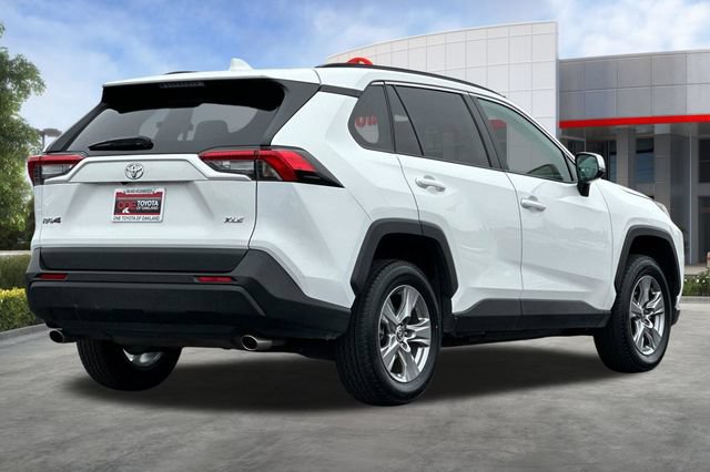 Certified 2024 Toyota RAV4 XLE FWD image 5