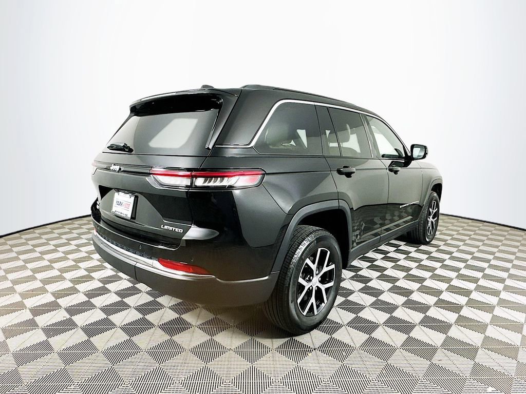 Certified 2025 Jeep Grand Cherokee Limited image 11