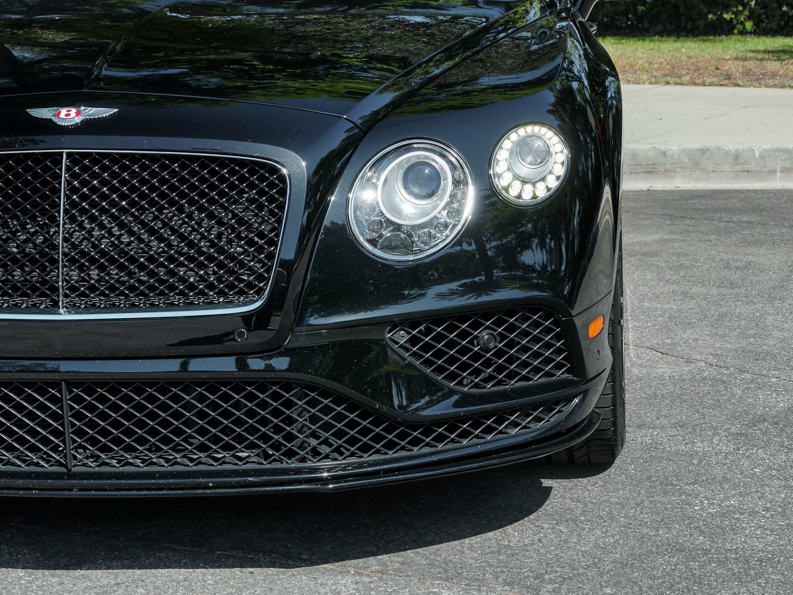 Certified 2017 Bentley Continental GT V8 S AWD/4WD image 28