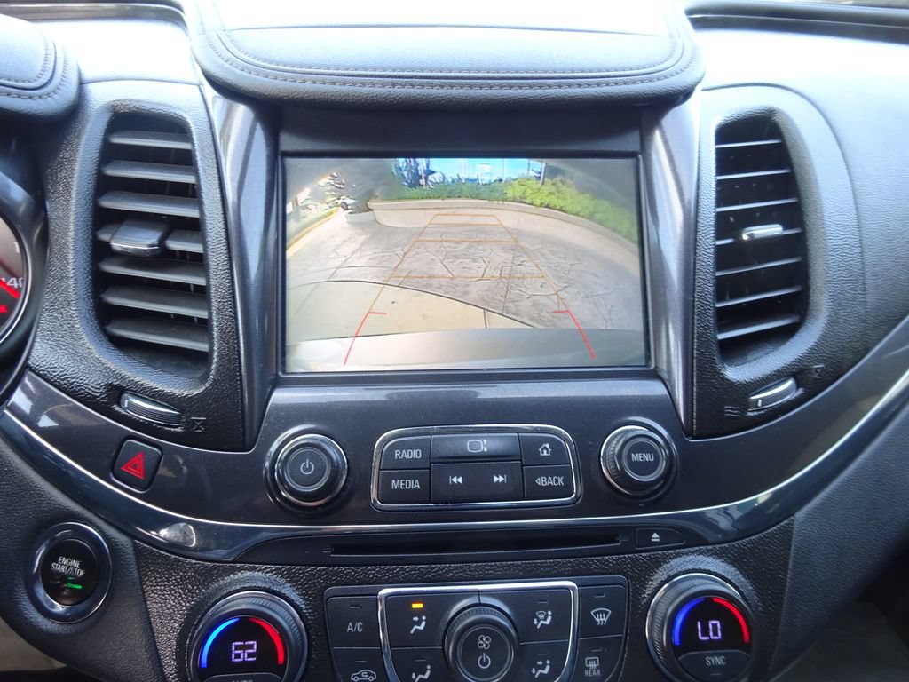 Used 2018 Chevrolet Impala LT w/ LT Entertainment Package FWD image 27