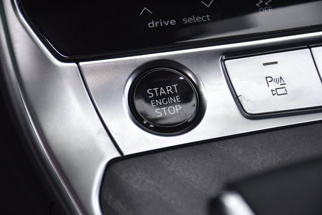 Used 2025 Audi A6 3.0T Premium AWD/4WD image 15