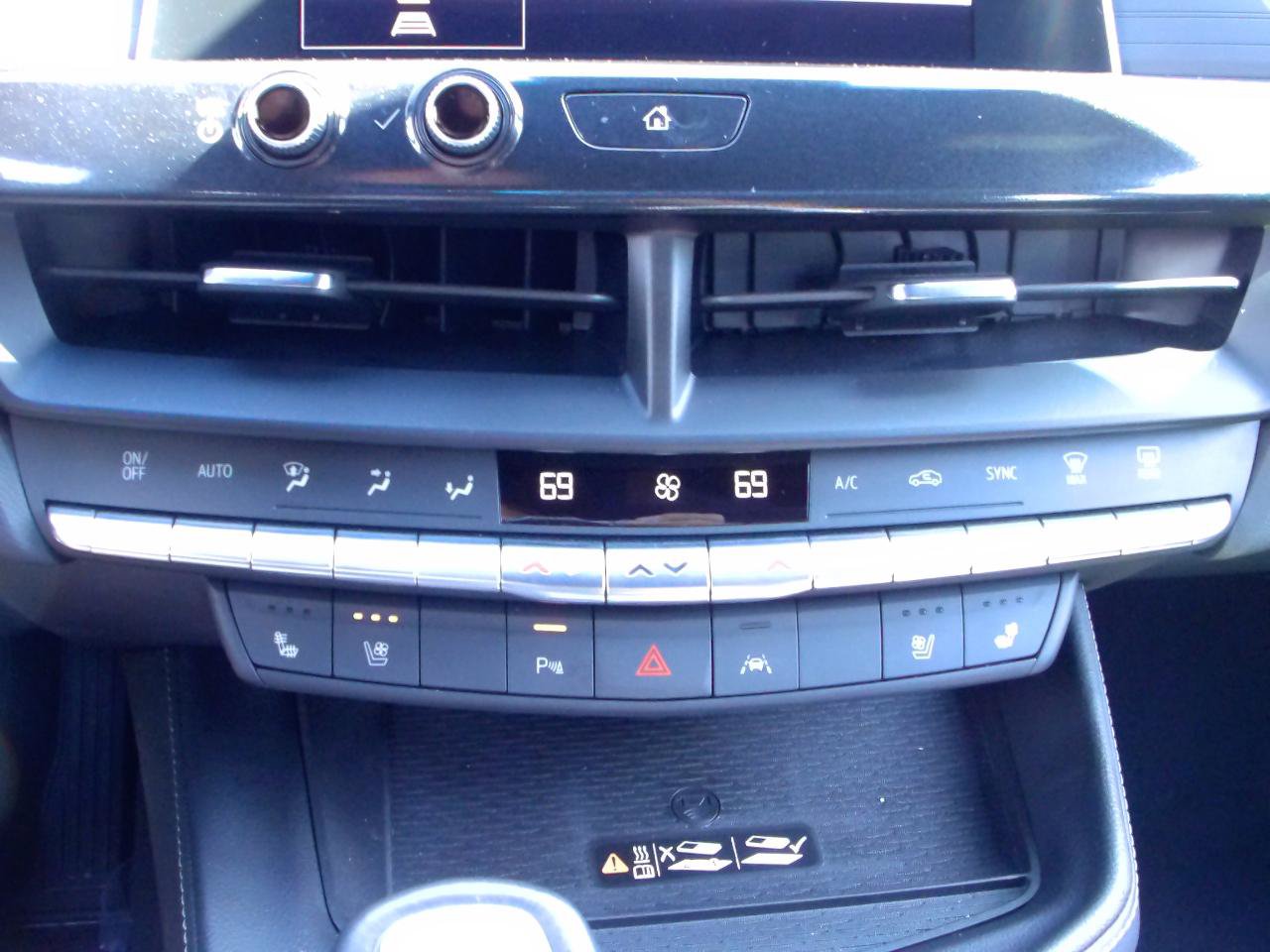Used 2025 Cadillac CT4 Premium Luxury AWD/4WD image 24