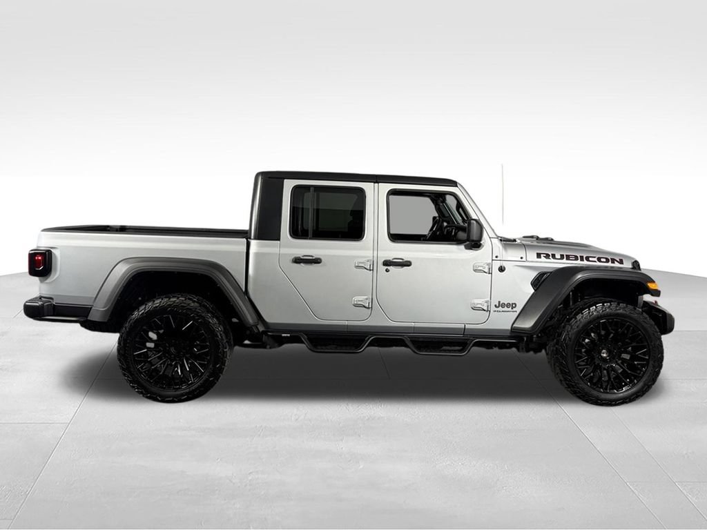 Used 2023 Jeep Gladiator Rubicon AWD/4WD image 7