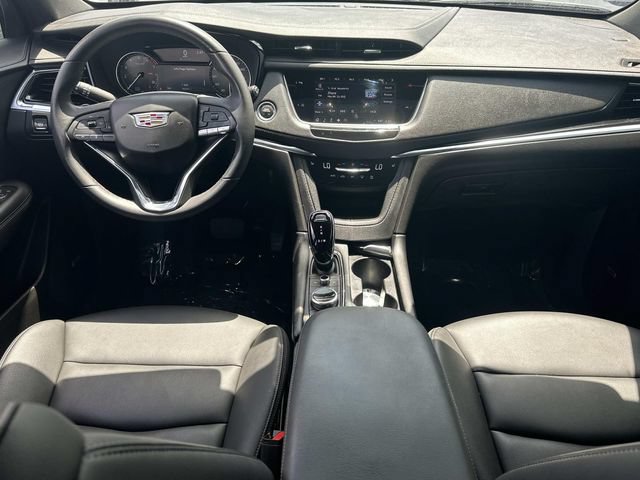 Certified 2023 Cadillac XT6 Luxury FWD image 17