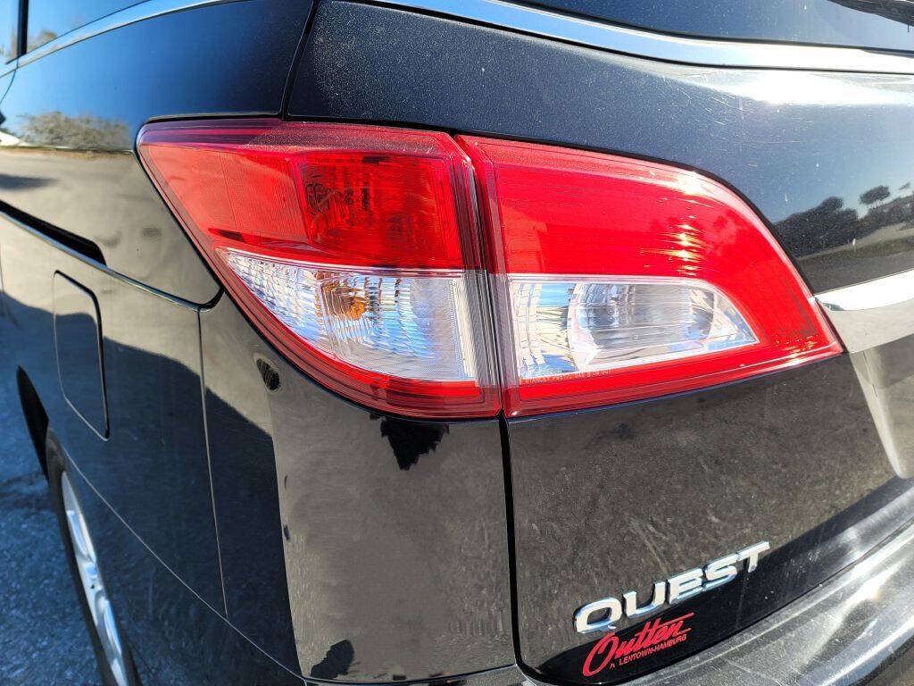 Used 2016 Nissan Quest SV FWD image 9