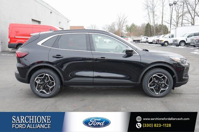 New 2026 Ford Escape Platinum w/ Premium Technology Package