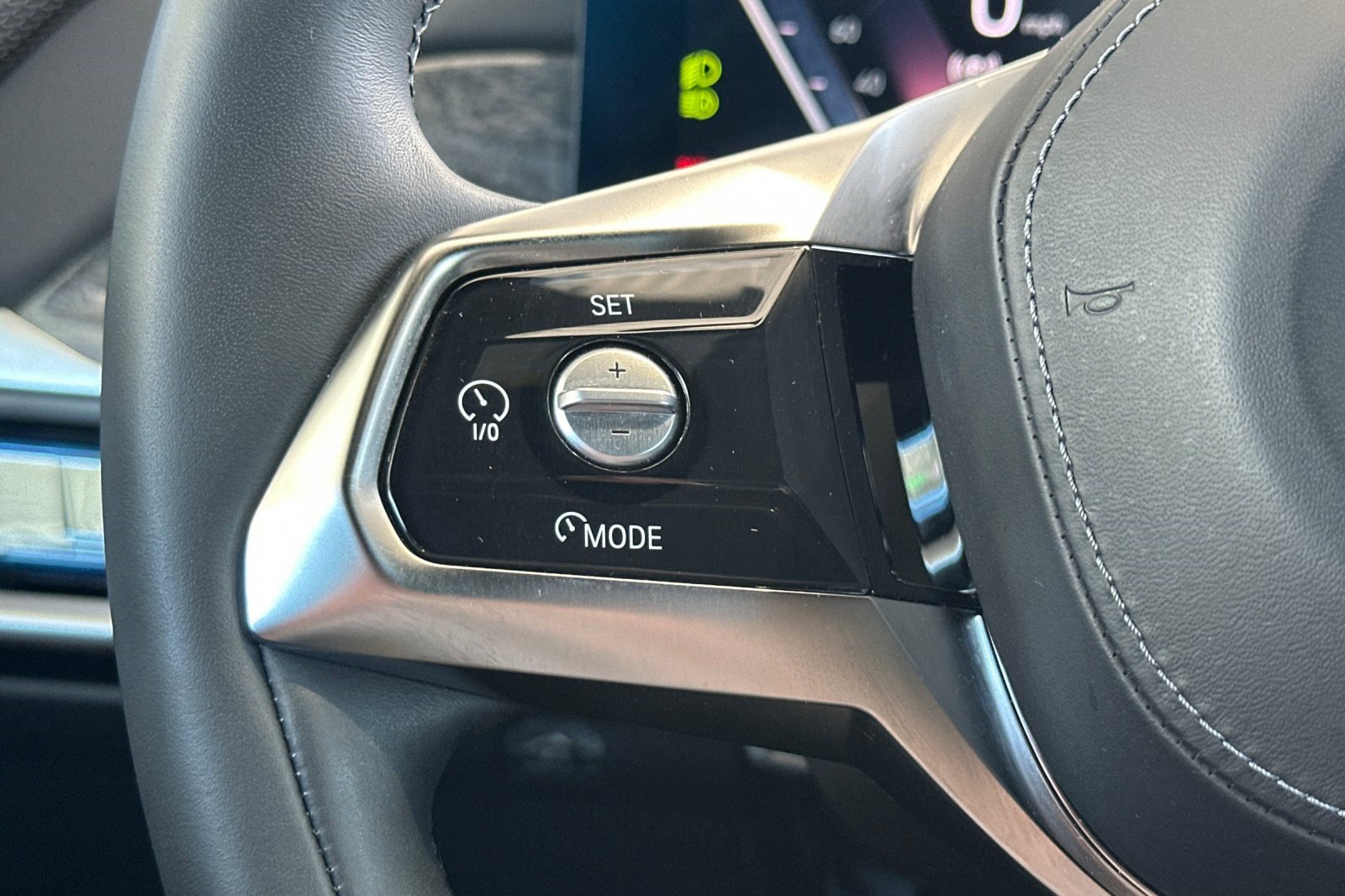 Certified 2024 BMW i7 eDrive50 RWD image 31