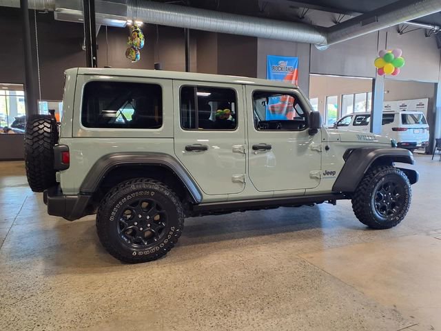 Used 2023 Jeep Wrangler Unlimited w/ Sun & Screen Package AWD/4WD image 10