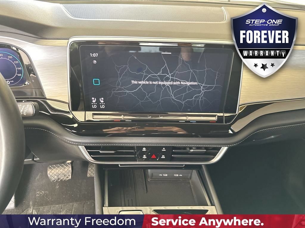 Used 2025 Volkswagen Atlas Cross Sport SE FWD image 24