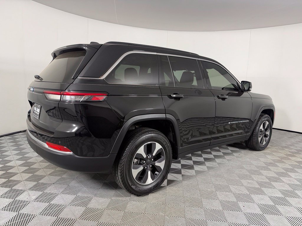 Used 2024 Jeep Grand Cherokee Limited 4xe AWD/4WD image 7