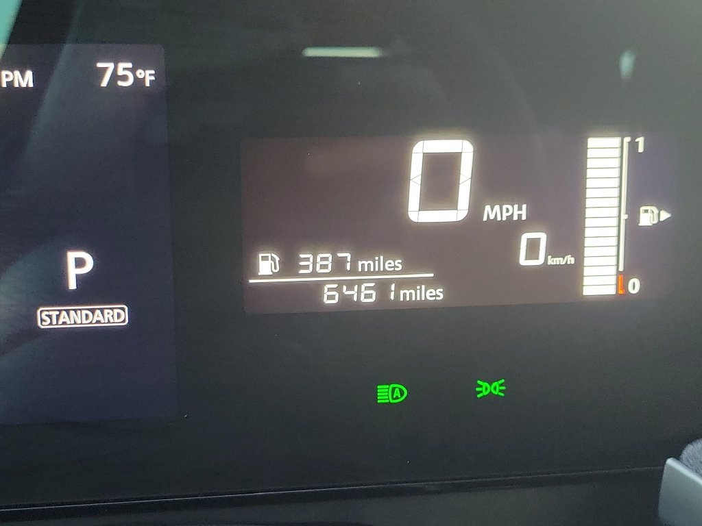 Used 2026 Nissan Kicks S FWD image 20