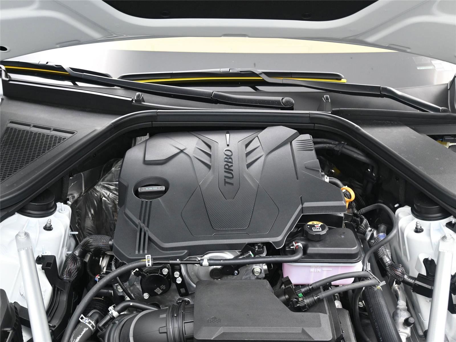 New 2026 Genesis G80 2.5T Advanced image 15