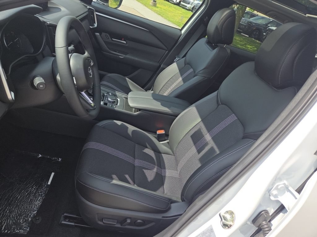 New 2026 MAZDA CX-50 AWD 2.5 S w/ Preferred Pkg image 17