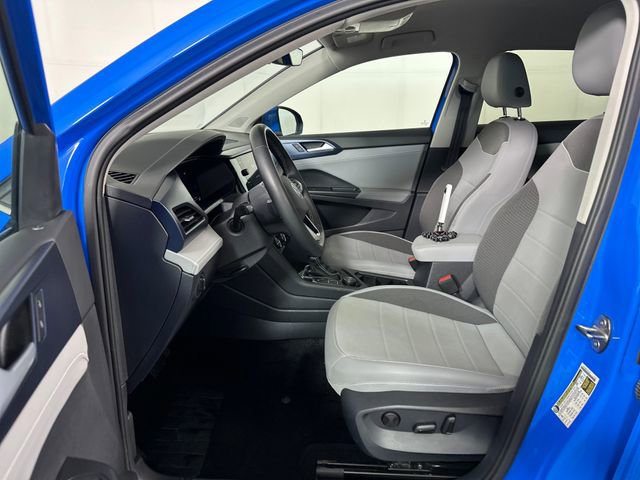 Used 2024 Volkswagen Taos SE AWD/4WD image 11