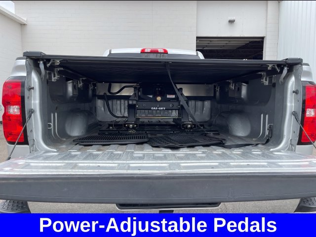 Used 2018 Chevrolet Silverado 2500 LTZ w/ Duramax Plus Package AWD/4WD image 21