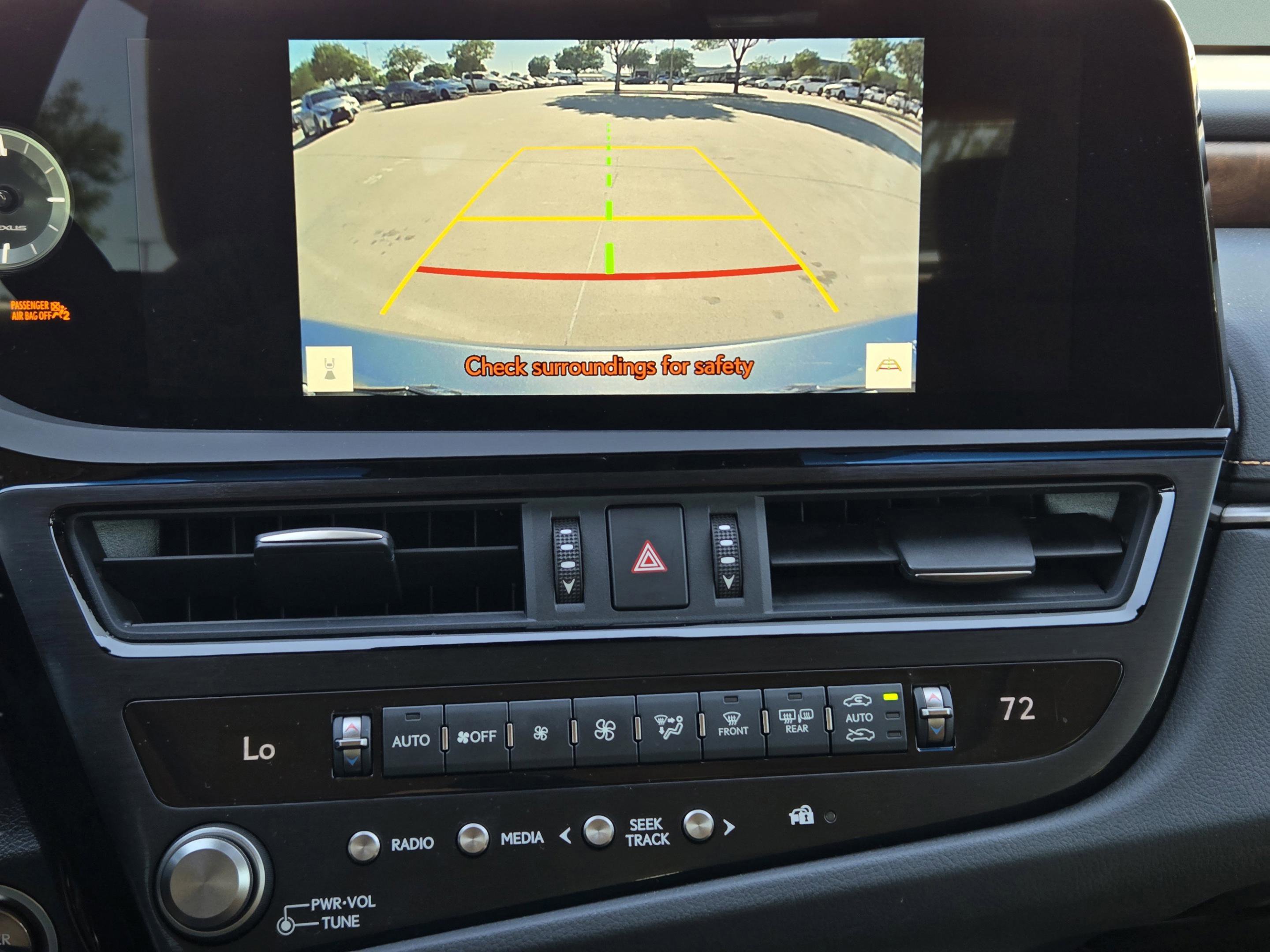 Used 2025 Lexus ES 300h w/ Premium Package FWD image 14