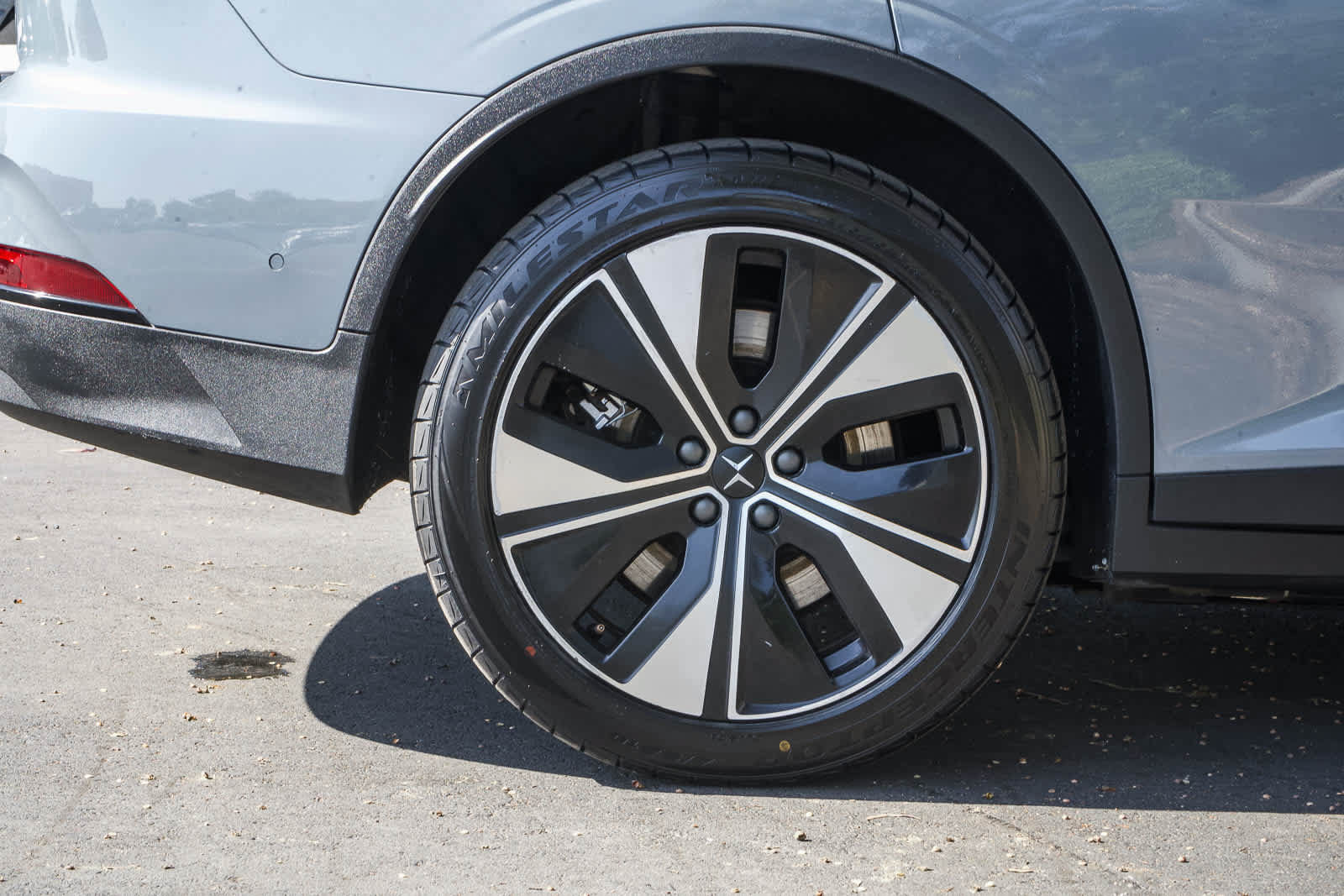 Used 2023 Polestar Polestar 2 w/ Pilot Pack AWD/4WD image 8