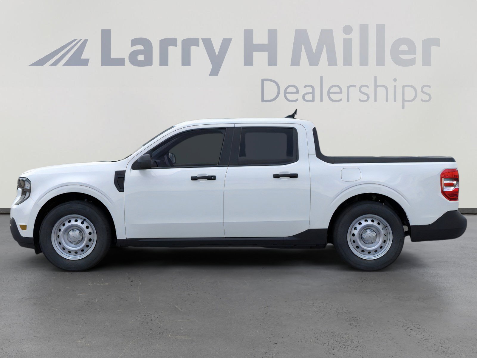 New 2026 Ford Maverick XL w/ Equipment Group 101A AWD/4WD image 3
