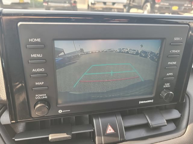 Used 2021 Toyota RAV4 XLE w/ XLE Grade Weather Package FWD image 21