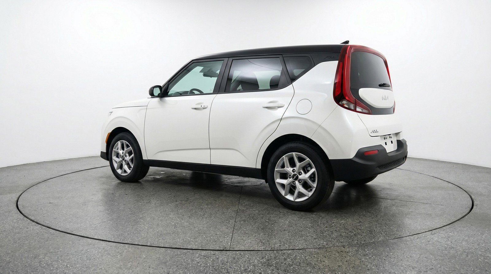 Used 2025 Kia Soul LX w/ LX Technology Package image 6