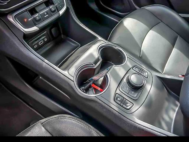 Certified 2024 GMC Terrain SLT FWD image 23