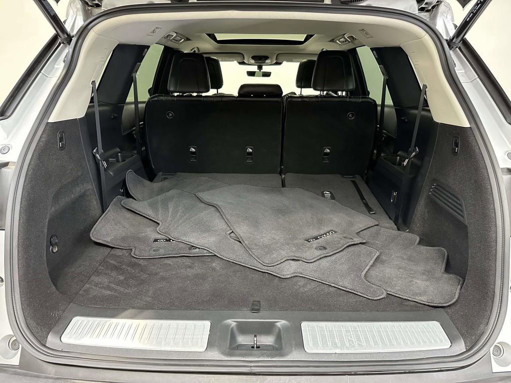Used 2023 INFINITI QX60 Pure image 9