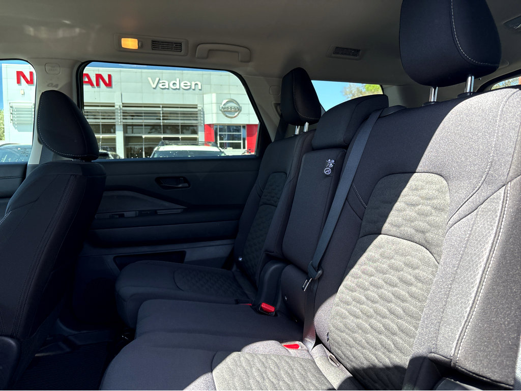 New 2026 Nissan Pathfinder SV FWD image 18