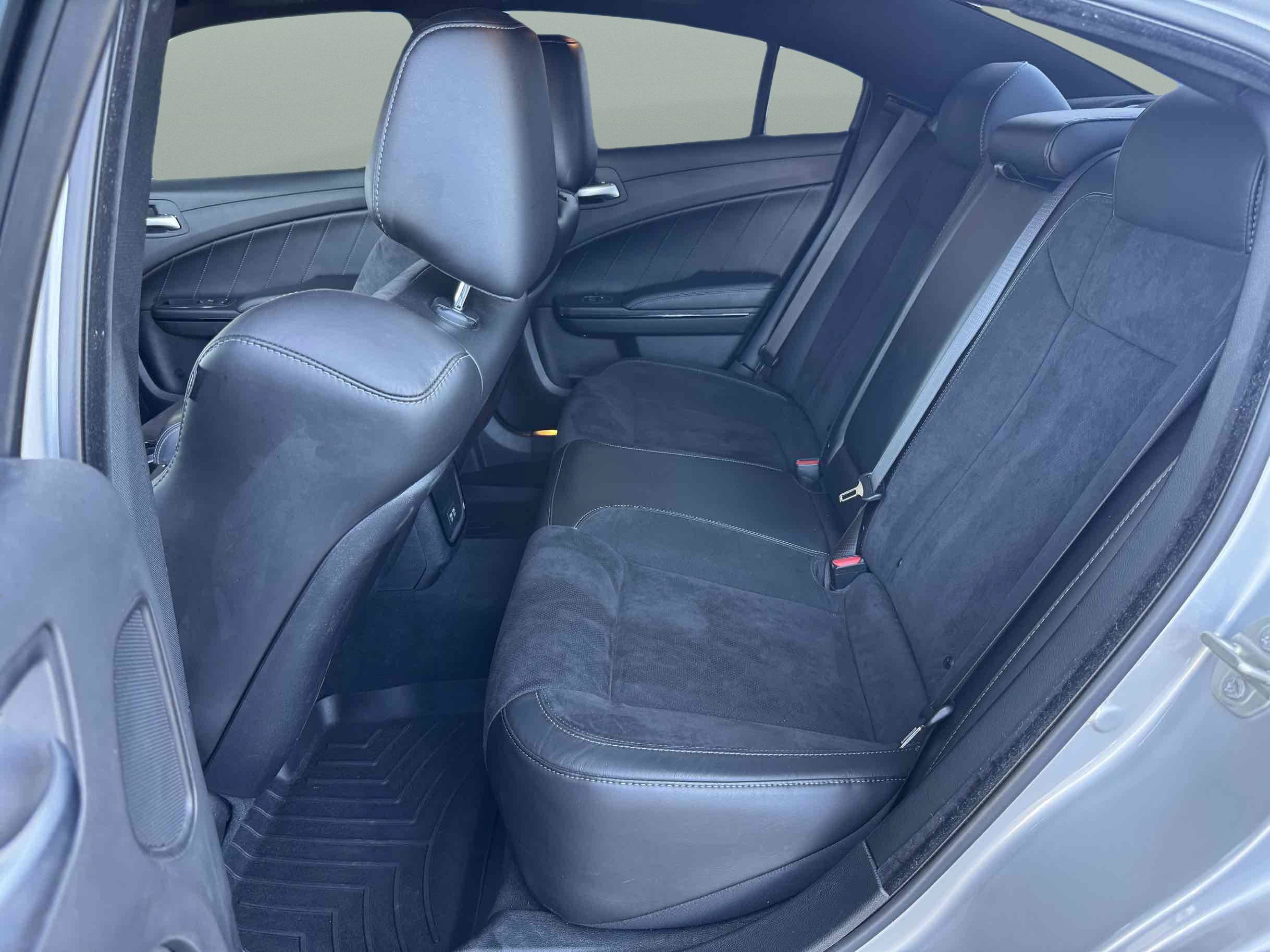 Used 2023 Dodge Charger R/T w/ Plus Group RWD image 11