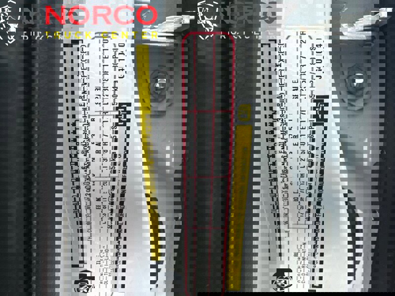 Used 2018 RAM 3500 SLT image 23