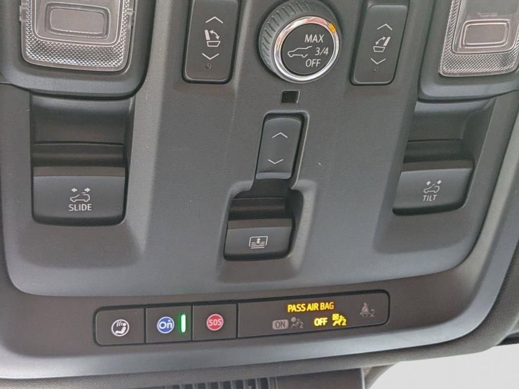 Used 2023 GMC Yukon XL Denali Ultimate image 24