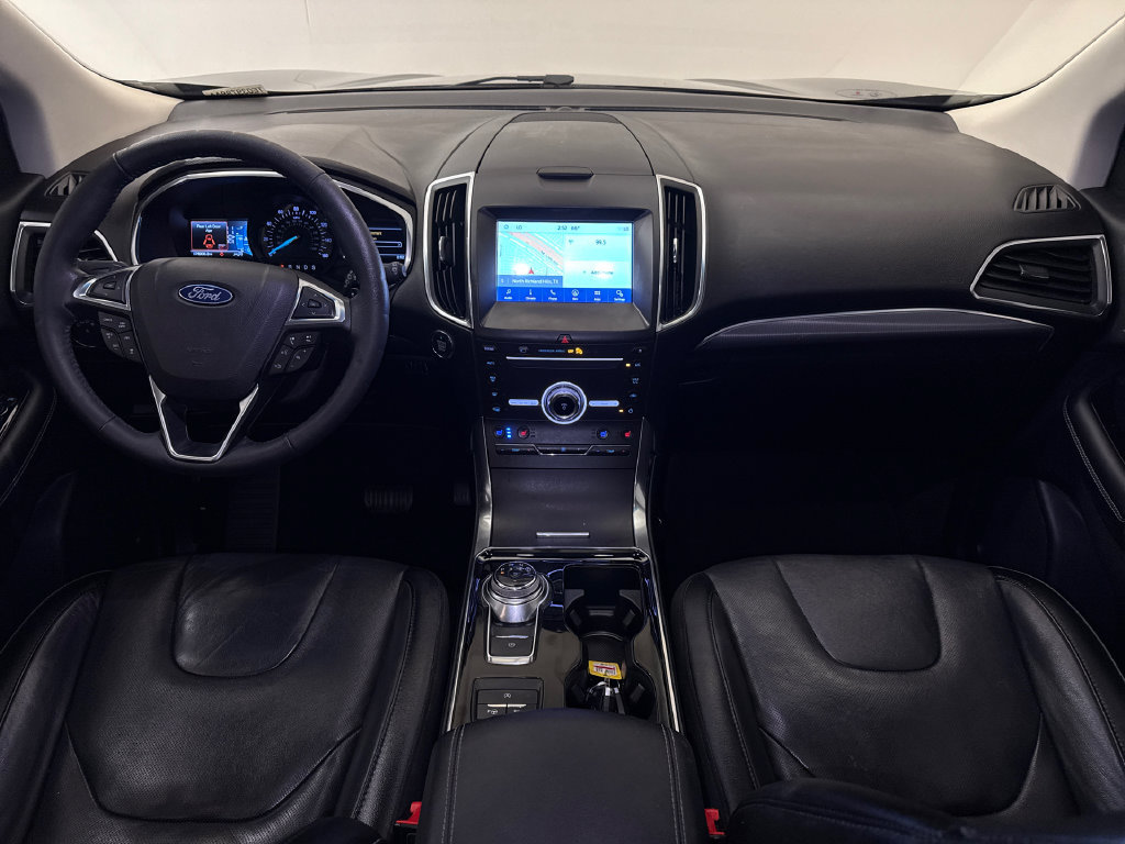 Used 2019 Ford Edge Titanium w/ Equipment Group 301A AWD/4WD image 14