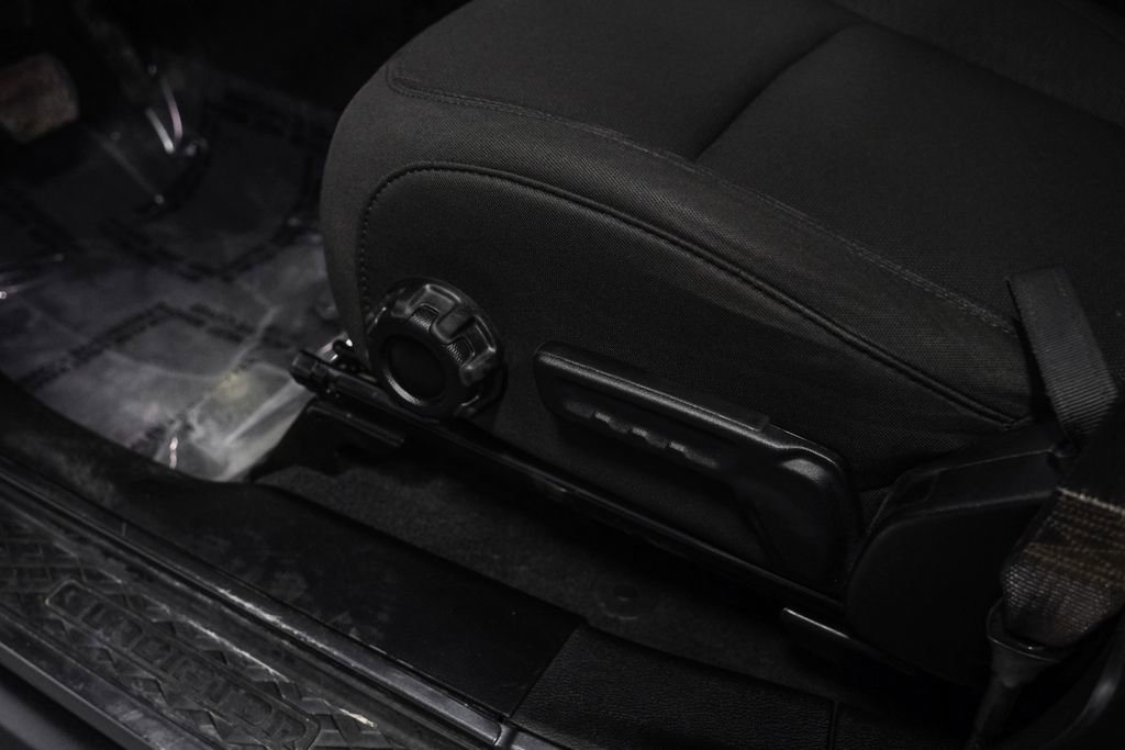 Used 2023 Jeep Gladiator Willys image 35
