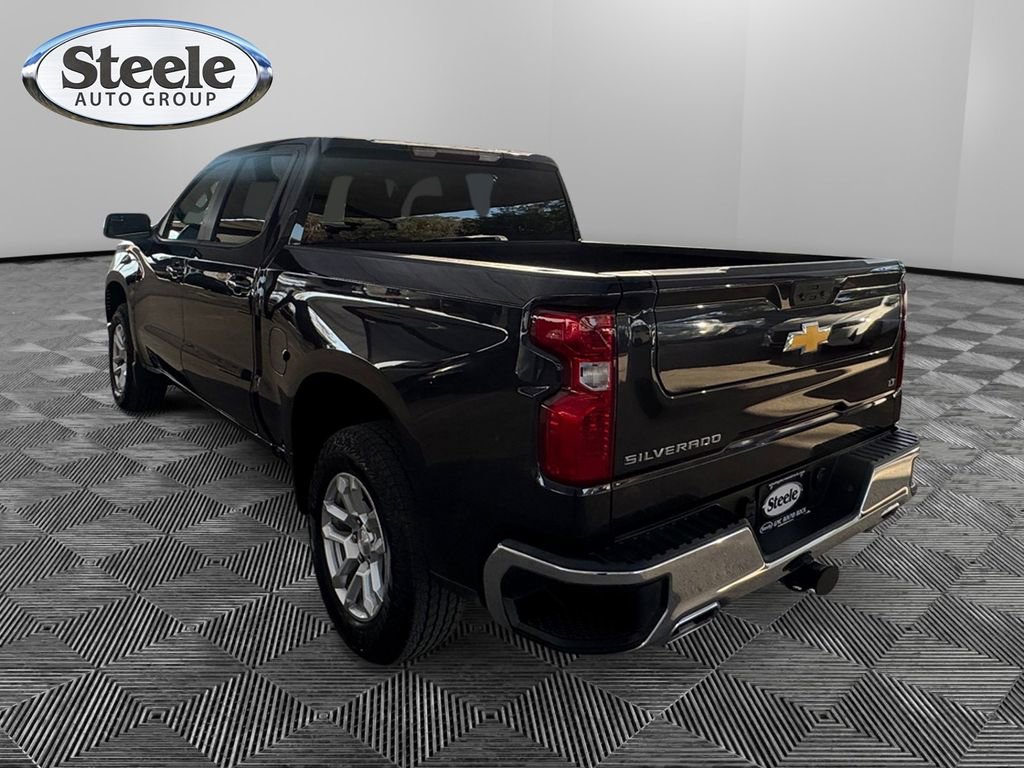 Used 2023 Chevrolet Silverado 1500 LT image 3