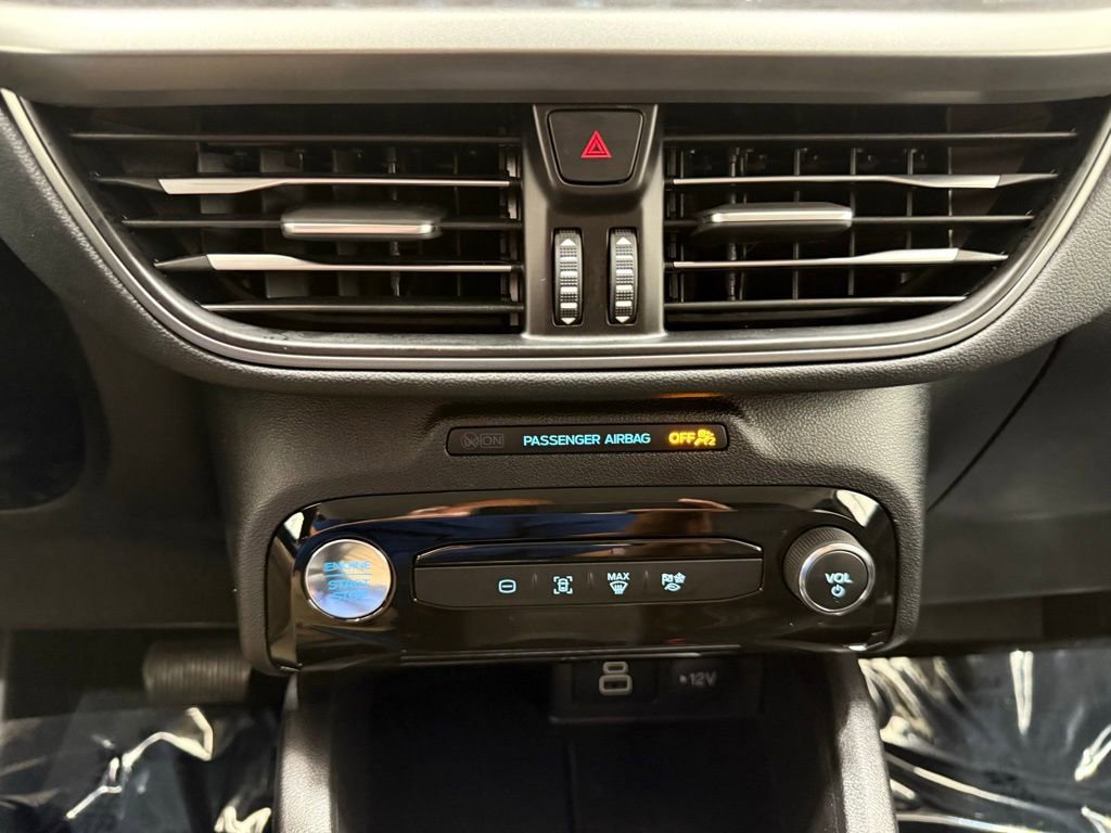 New 2024 Ford Escape SE image 37