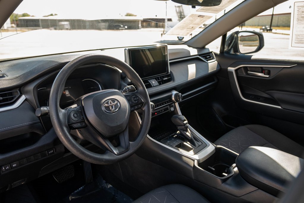 Used 2023 Toyota RAV4 XLE image 13