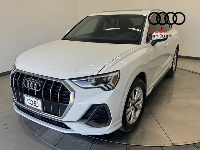 Used 2023 Audi Q3 2.0T Premium Plus w/ Premium Plus Package AWD/4WD image 3