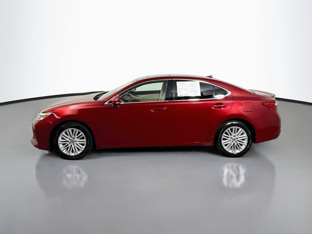 Used 2014 Lexus ES 350 w/ Luxury Package FWD image 4