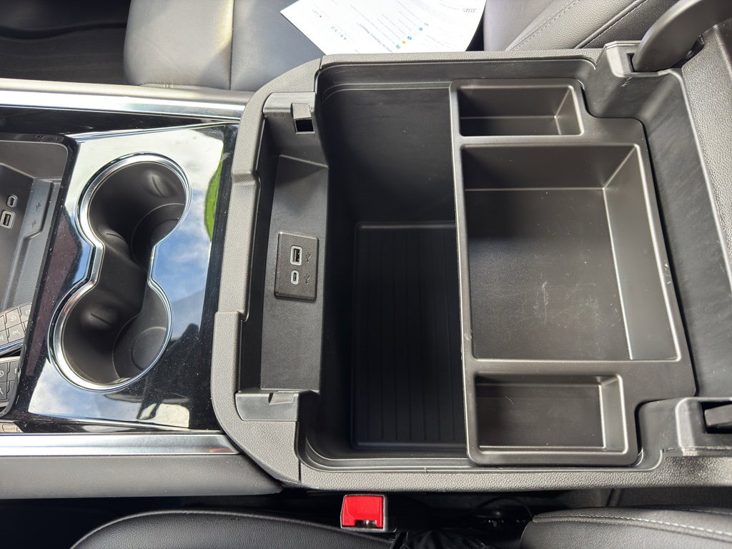 Used 2025 Chevrolet Tahoe LT image 34