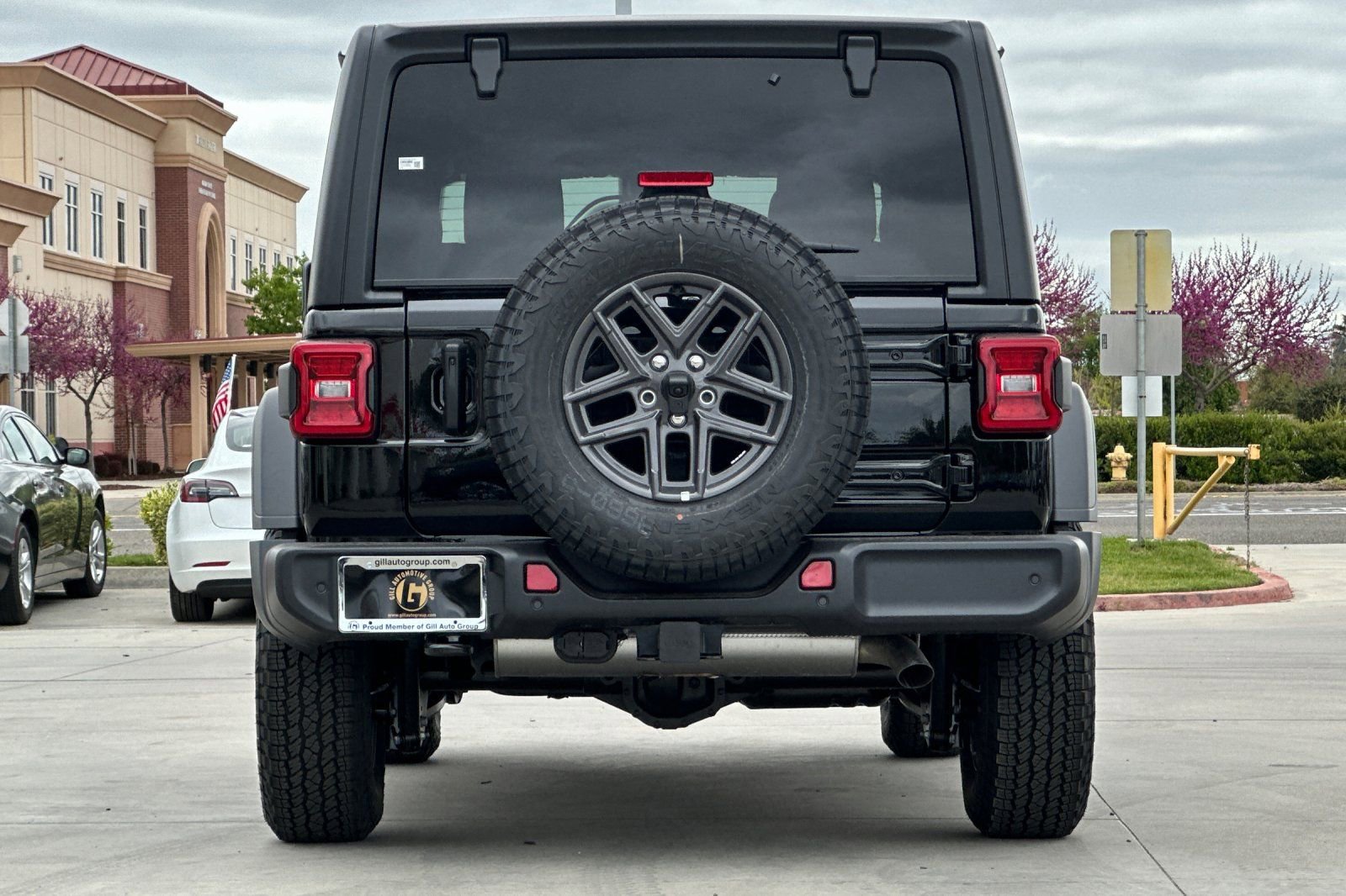 New 2025 Jeep Wrangler Sport S image 5