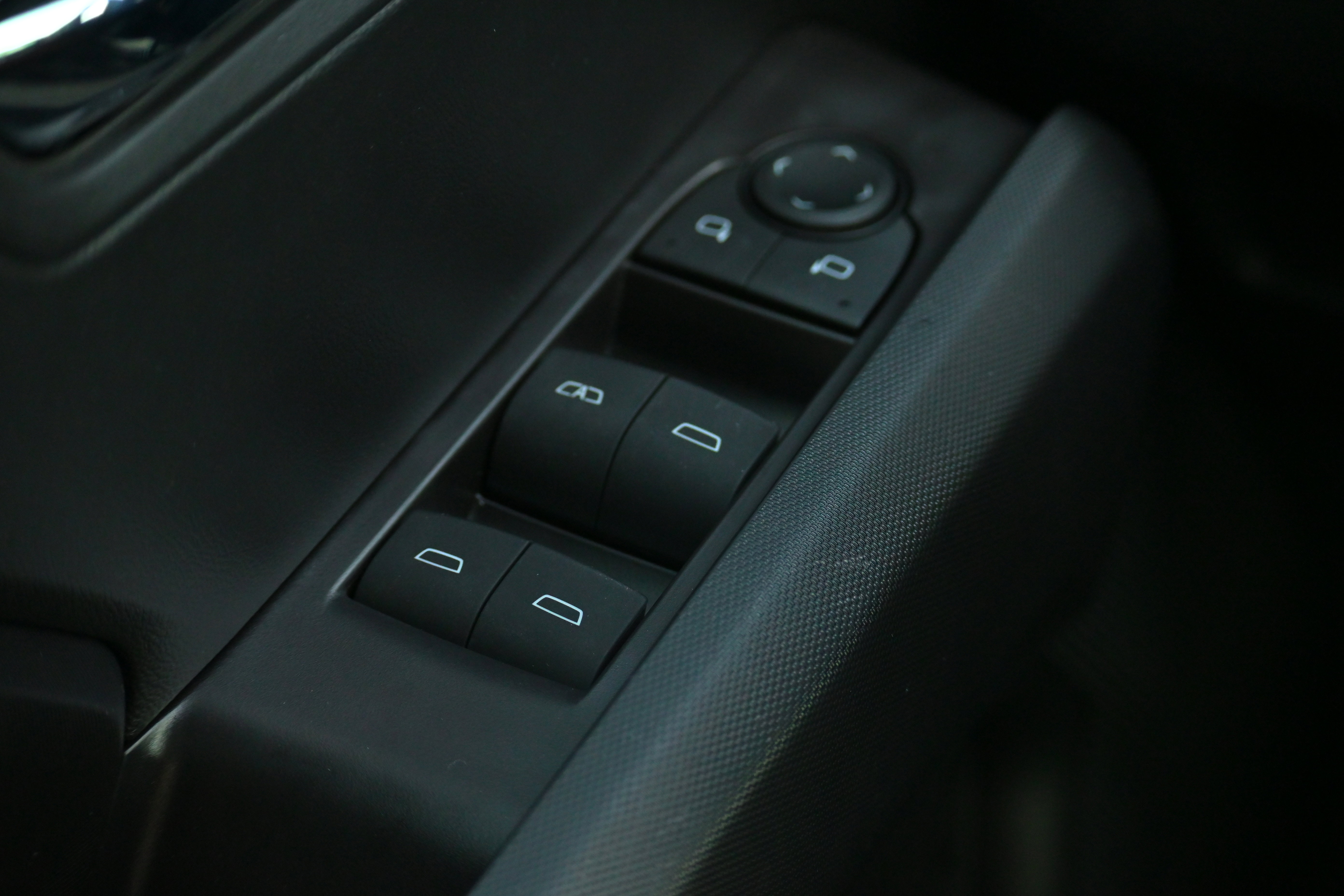 Certified 2024 Chevrolet Colorado LT w/ LT Convenience Package III image 21