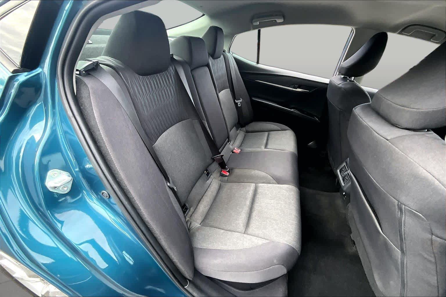 Used 2025 Toyota Camry LE FWD image 20