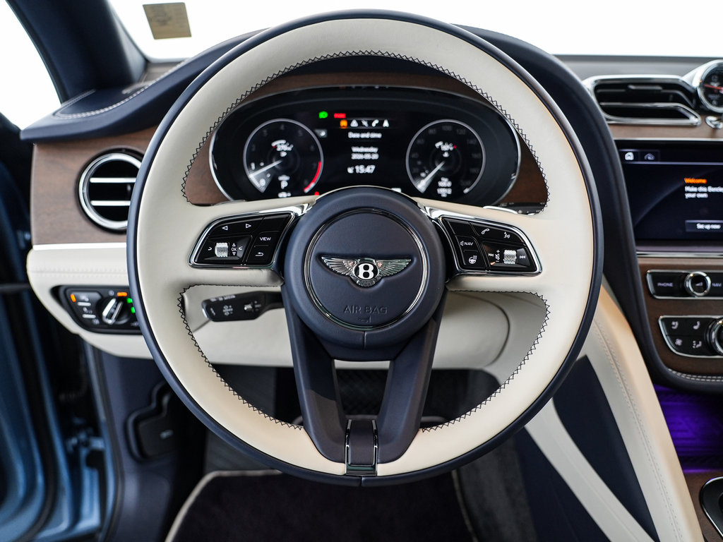 Certified 2023 Bentley Bentayga AWD/4WD image 20