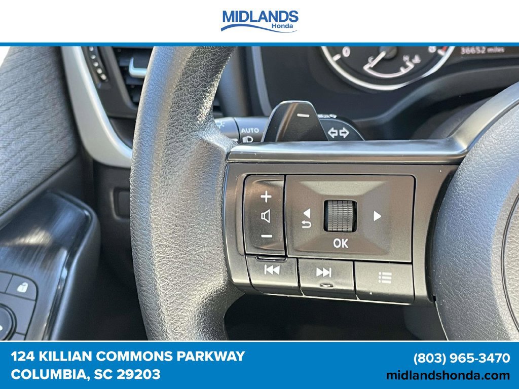 Used 2023 Nissan Rogue S AWD/4WD image 20