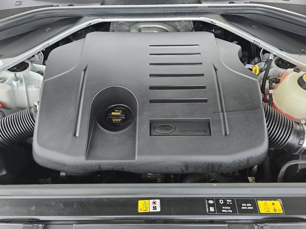 Certified 2023 Land Rover Range Rover SE image 32