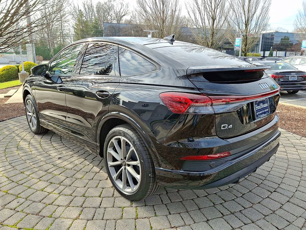 Used 2022 Audi Q4 e-tron Premium Plus w/ Premium Plus image 5
