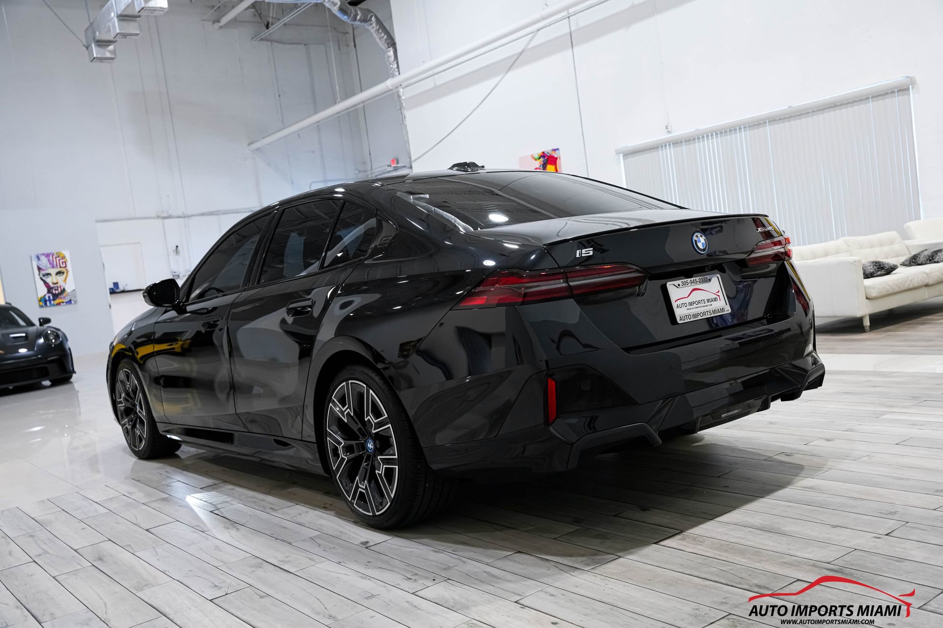 Used 2025 BMW i5 xDrive40 w/ M Sport Package AWD/4WD image 17