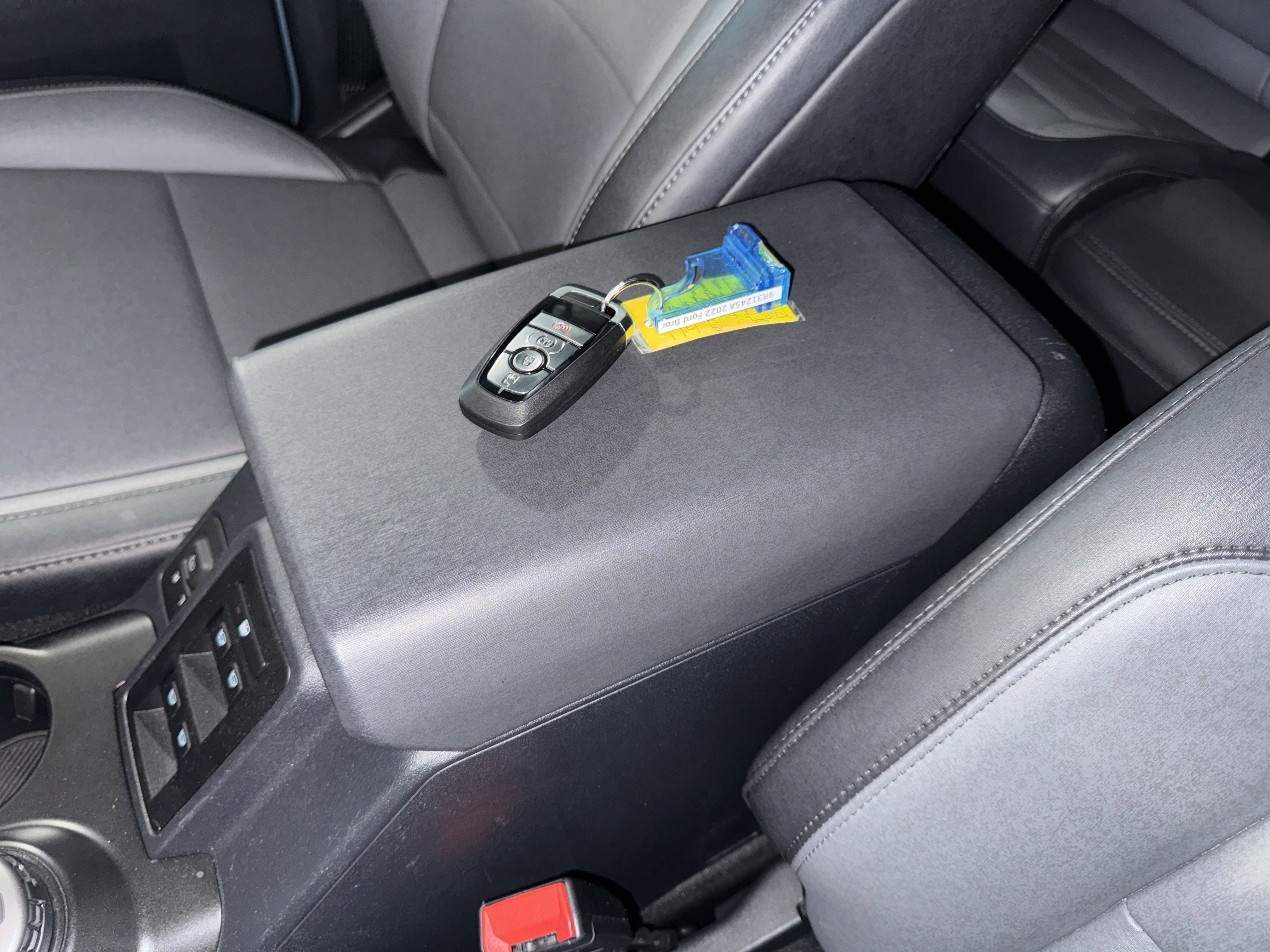 Used 2022 Ford Bronco Everglades image 29