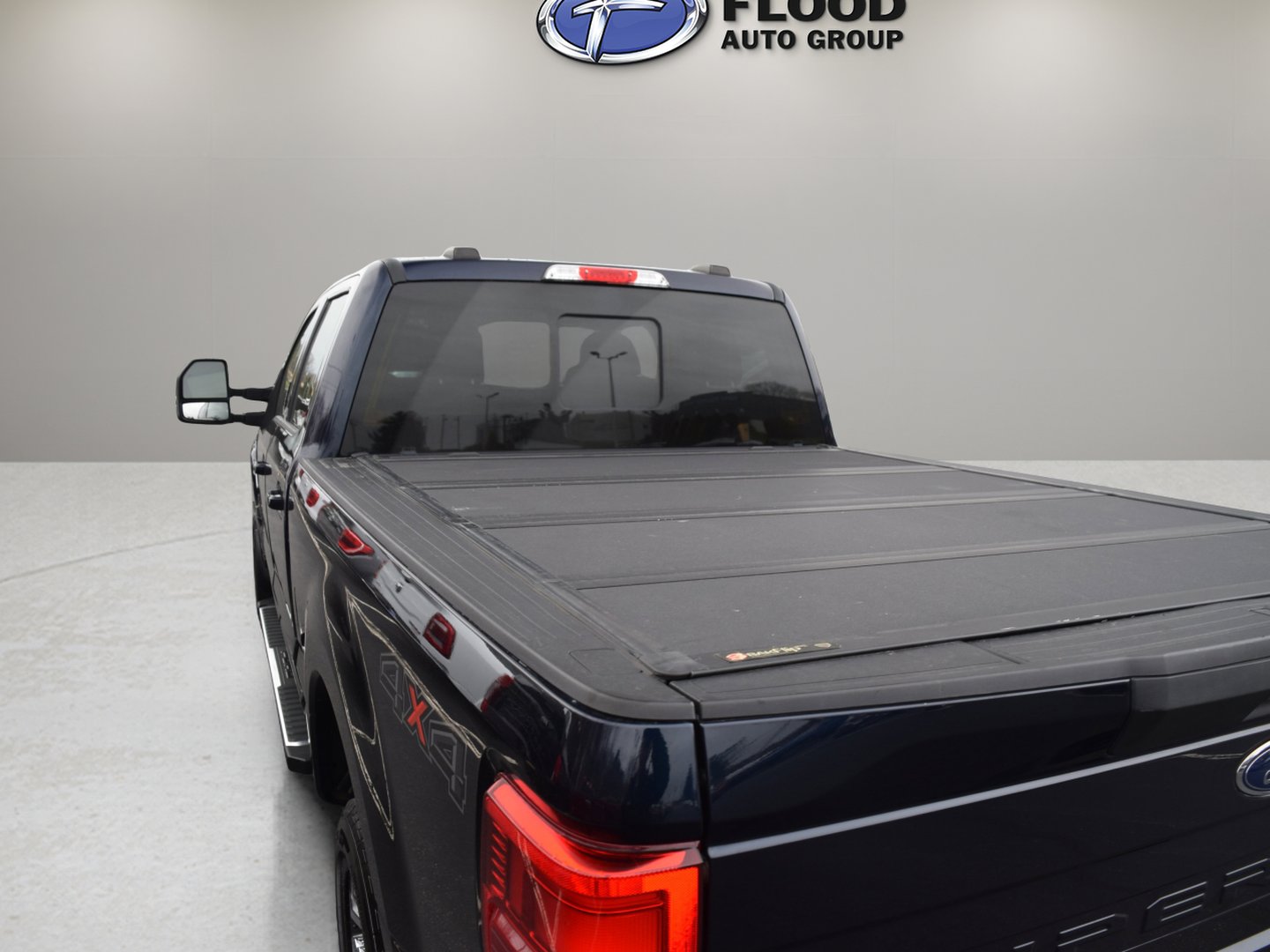 Used 2022 Ford F350 Lariat w/ Lariat Ultimate Package AWD/4WD image 6