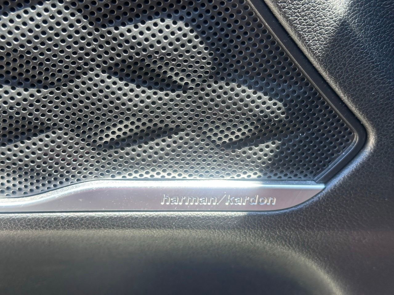 Used 2022 Hyundai Santa Fe Limited AWD/4WD image 28